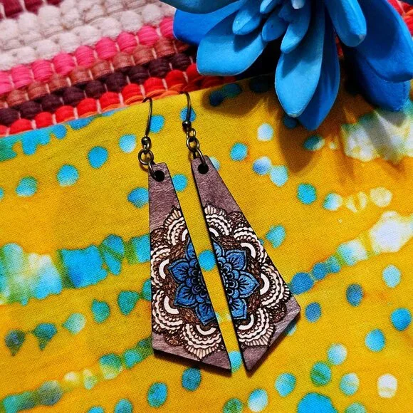 Earrings. Wood. Blue & Ivory Mandalas. Pierced. - Picture 2 of 11